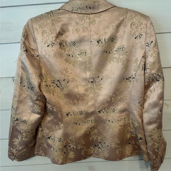Kay Unger Floral Patterned Tan Jacket in size 8 - Picture 6 of 13